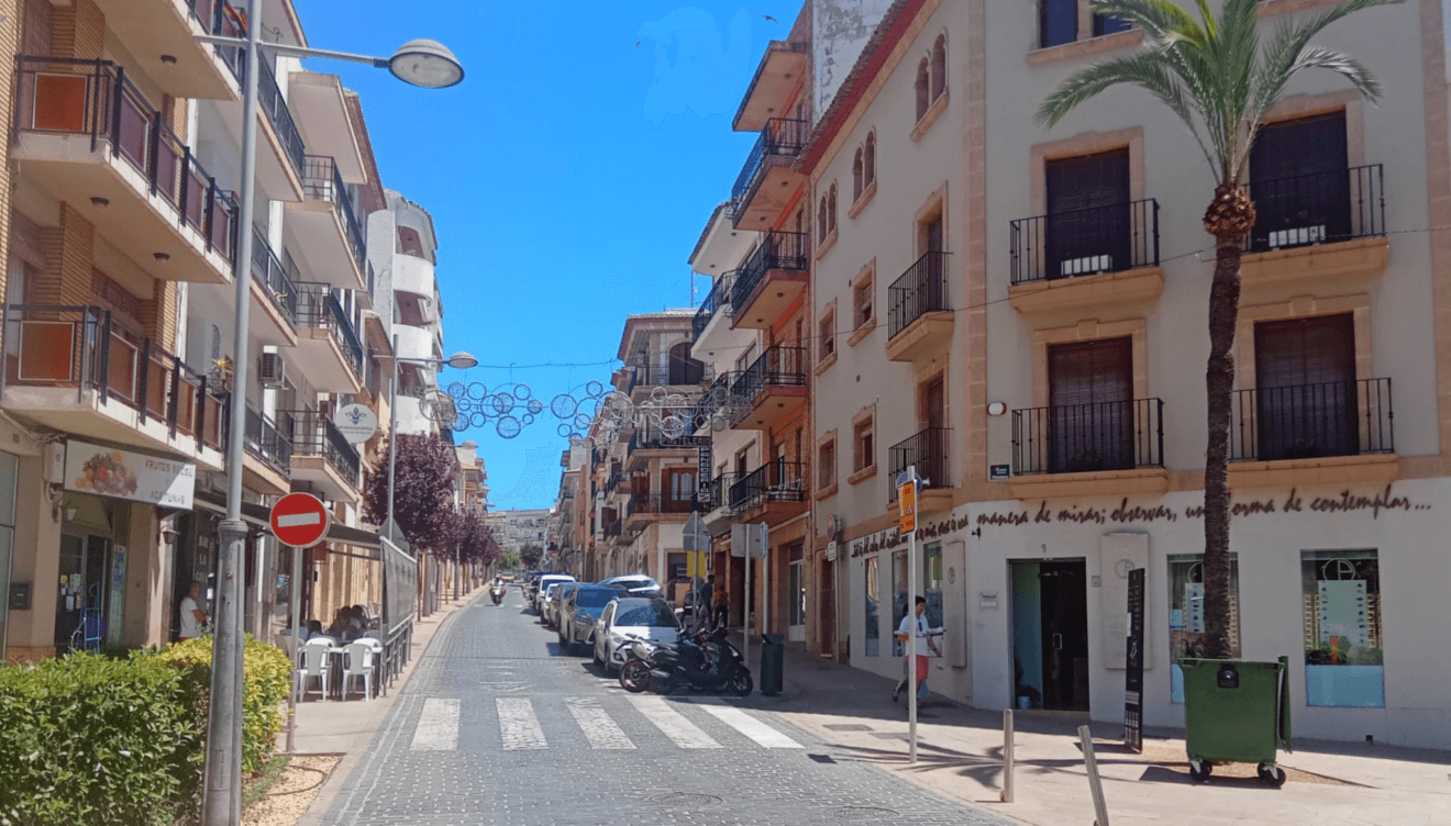 Descubre los mejores regalos para esta Navidad en Jávea tu guía de tiendas imprescindibles