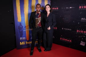 Imagen: Directora y actor de 'Mi hermano Ali'