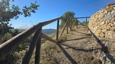 Senda de acceso a la Ermita de Santa Lucía en Xàbia