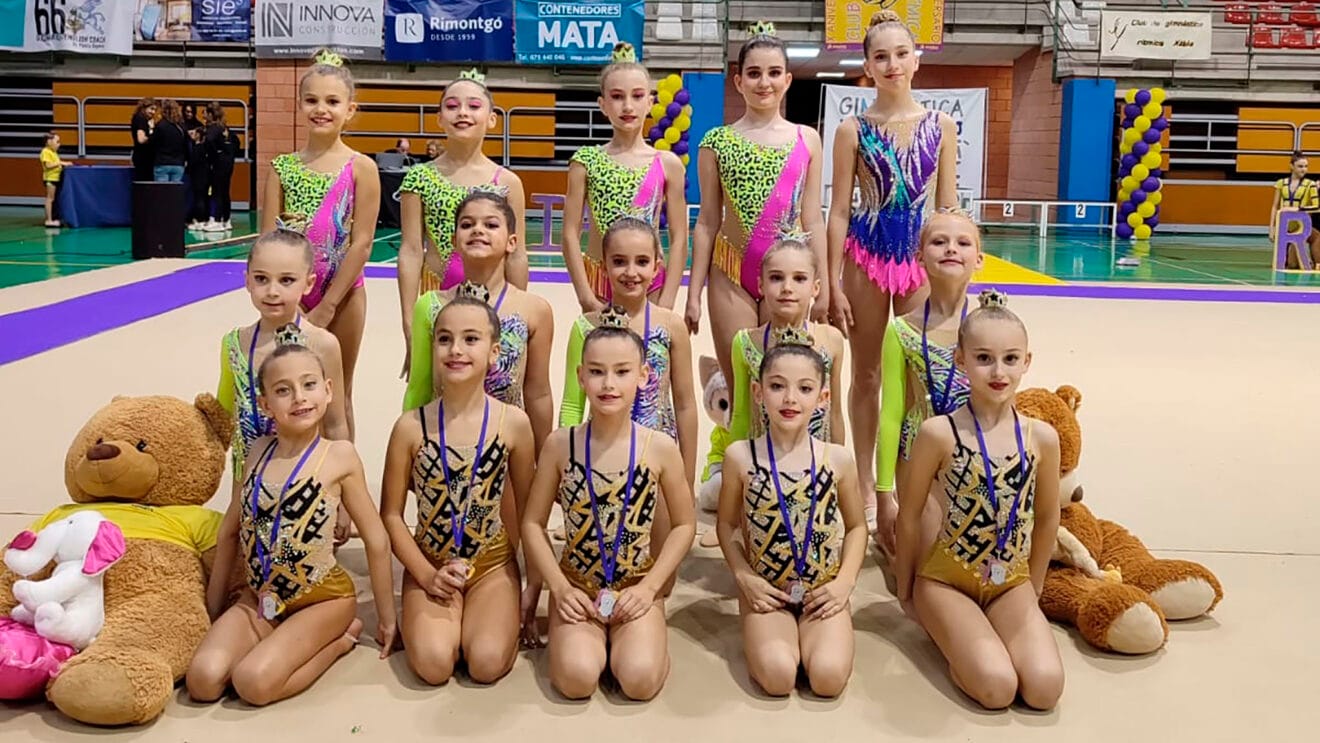 Integrantes del Club Gimnástica Rítmica Xàbia