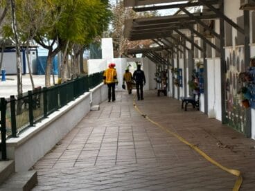 Actuación en el incendio de la caldera del colegio Mediterrànea de Xàbia (7)