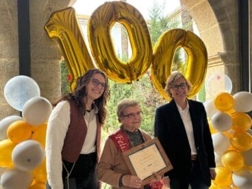 Inés Abad cumple 100 años y recibe la visita de autoridades municipales