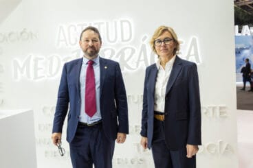 Rosa Cardona, alcaldesa de Xàbia y José Marcos Pons, concejal de Turismo