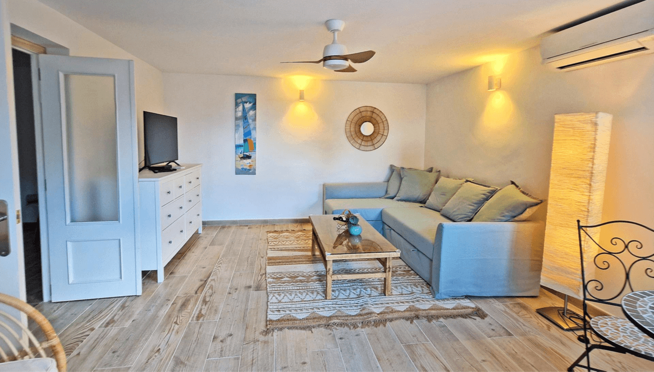 Sala de estar en la planta inferior