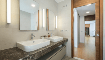 Elegancia y funcionalidad en cada detalle del baño