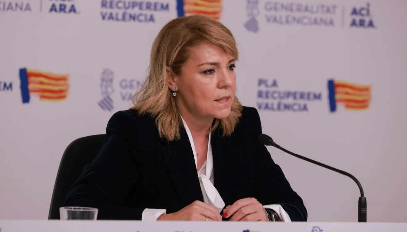 La AMDComVal reclama al Consell que rectifique y elimine el límite de preguntas