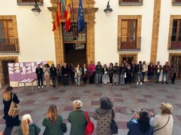 Acto 8M Xàbia 2025 (1)