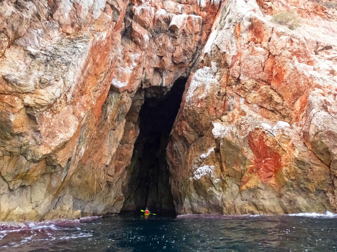 Excursión en kayak desde Jávea hasta la cala del Tangó y el Cabo de San Antonio