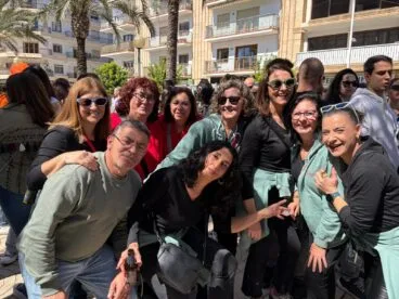 Grupo de amigos en el Mig any Festes Loreto Xàbia 2025