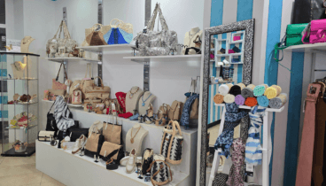 Tienda de accesorios y bolsos en Jávea