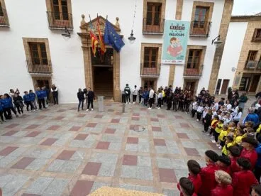 La antorcha de los Minijocs Marina Alta 2025 llega a Xàbia (8)