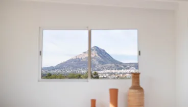Vistas al Montgó desde esta villa ibicenca