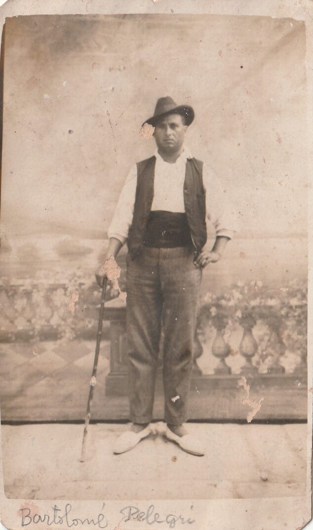 Imagen: Bartolomé Vallés Mata en los años 30. Archivo Familia Sendra Vallés