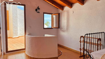 Doble terraza, doble vista_ dúplex en Jávea