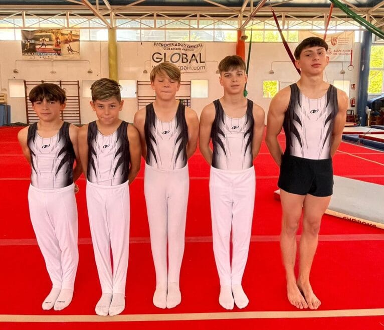 Gimnastas del CD Montgó Xàbia en el Campeonato (12)