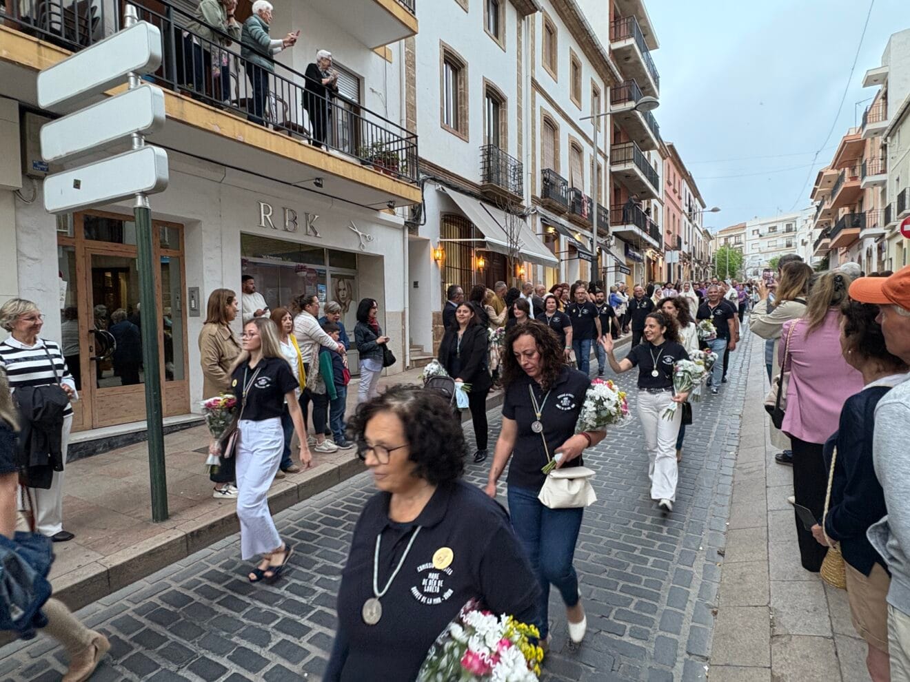 Ofrenda de flores a Jesús Nazareno Xàbia 2025 (16)