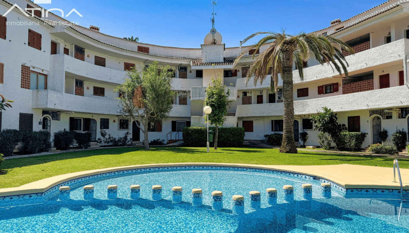 Piscina comunitaria