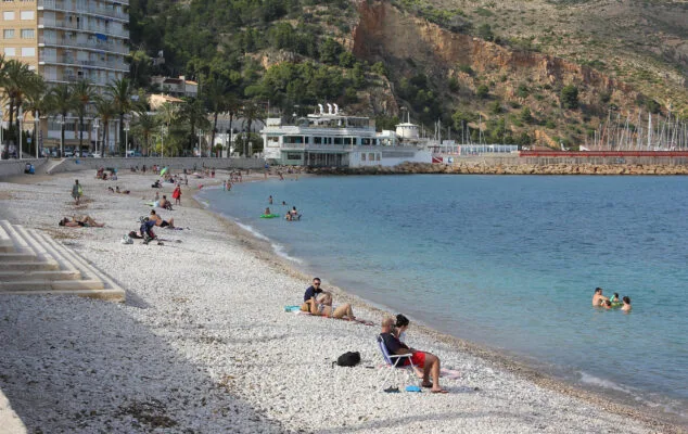 Imagen: Playa de la Grava de Xàbia