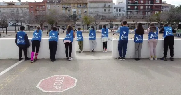 Imagen: Alumnado de 6º del CEIP Graüll