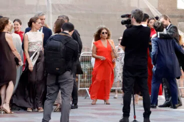 Lolita acude a la boda en Xàbia