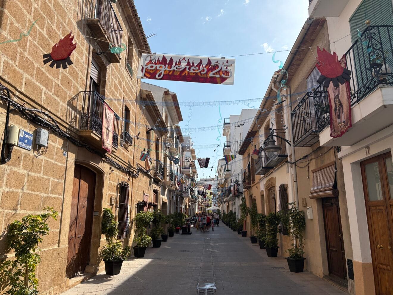 Calles engalanadas en Xàbia  (1)
