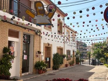 Calles engalanadas en Xàbia  (12)