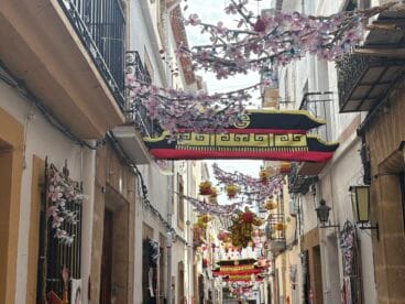 Calles engalanadas en Xàbia  (26)