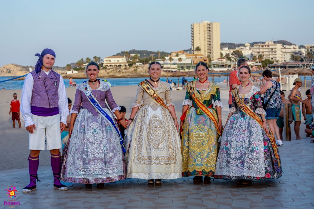 Cargos de la Quintà 2025 'La Desmadrà' en el Arenal