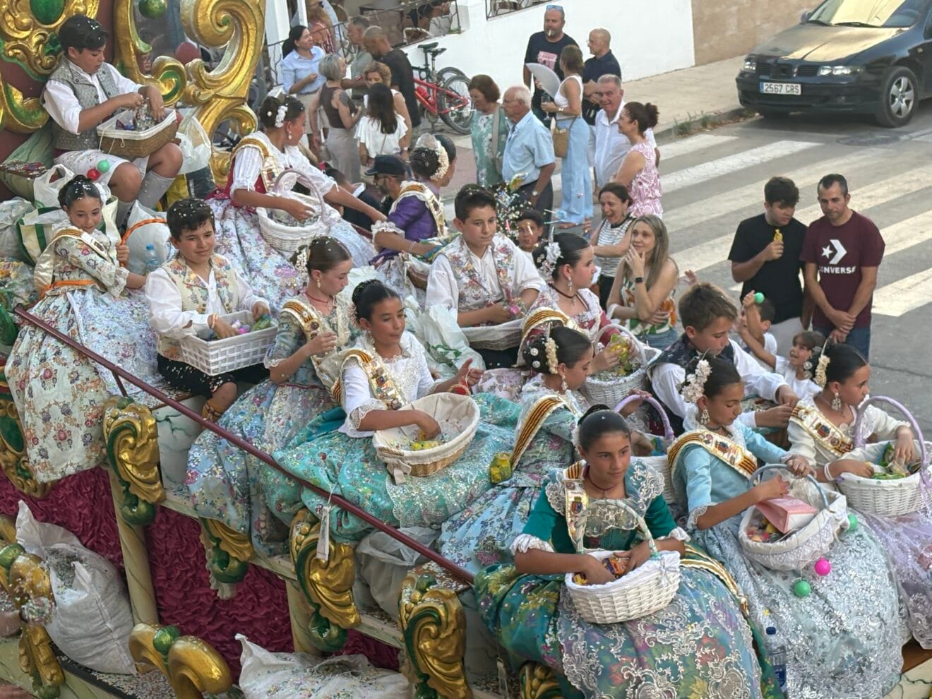 Desfile de Carrozas Fogueres Xàbia 2025 (4)