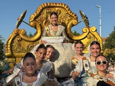 Desfile de Carrozas Fogueres Xàbia 2025 (79)