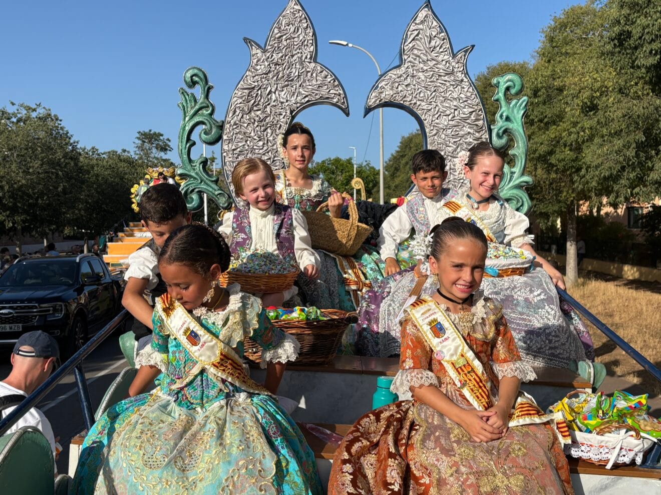Desfile de Carrozas Fogueres Xàbia 2025 (85)