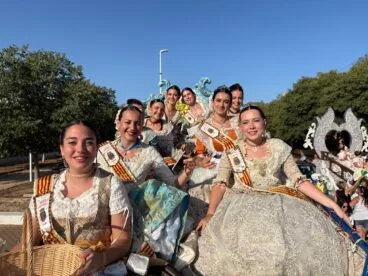Desfile de Carrozas Fogueres Xàbia 2025 (88)