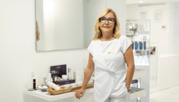 Doctora Laura Castelblanque, médico eespecialista en Clínica Estética Castelblanque