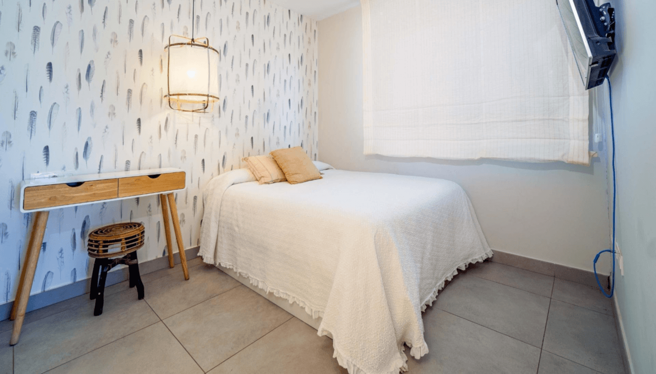 Habitación amplia y funcional