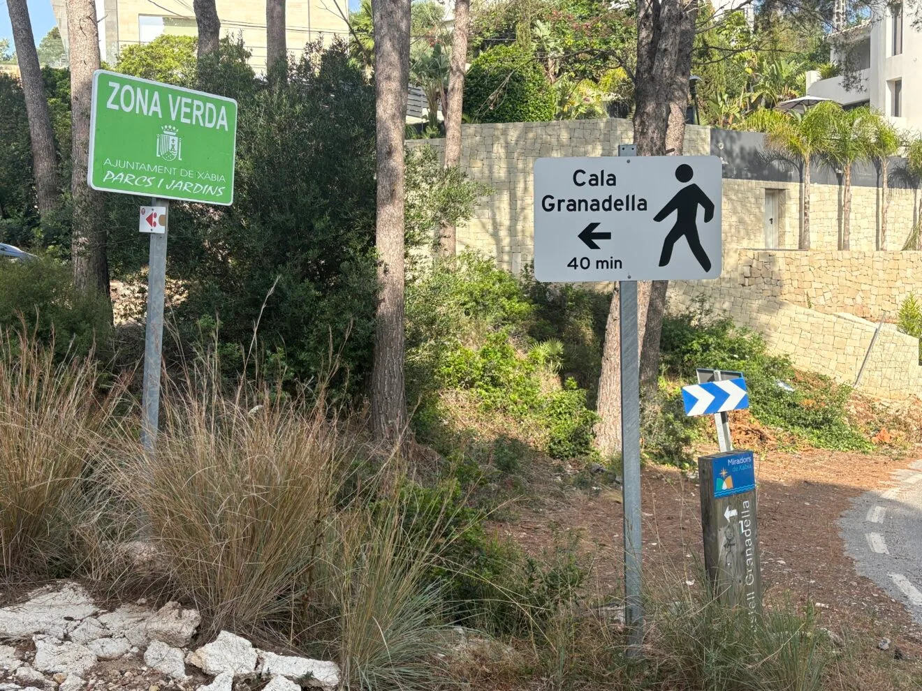 Nueva señalización de acceso a la Cala de la Granadella de Xàbia