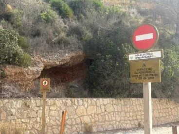Nueva señalética en la Cala Granadella
