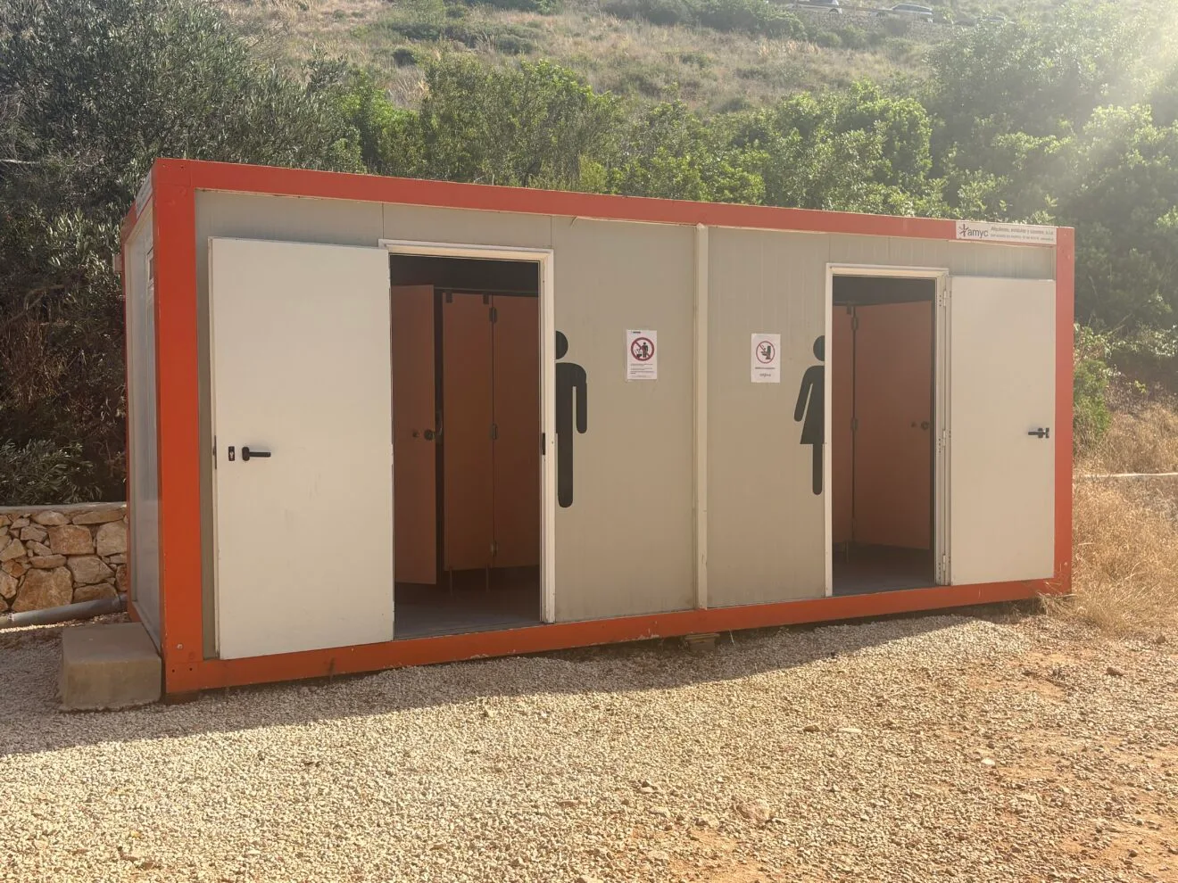 Baños públicos de la Cala Granadella