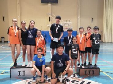Jugadores de las Escuelas de Bádminton