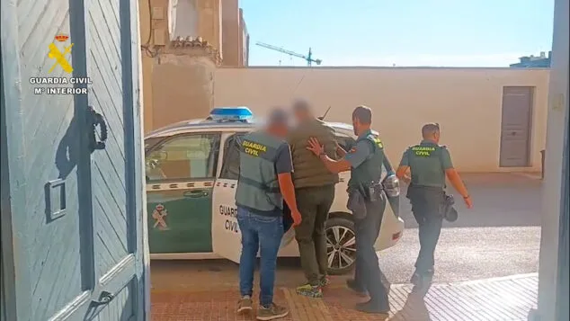 Imagen: La Guardia Civil detiene a los autores de varios robos en la provincia de Alicante