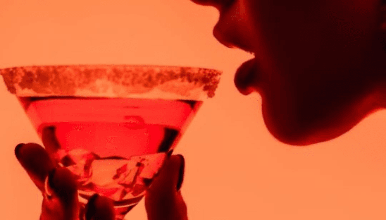 Luz verde a Social Club el nuevo epicentro de la noche en la Playa del Arenal de Jávea