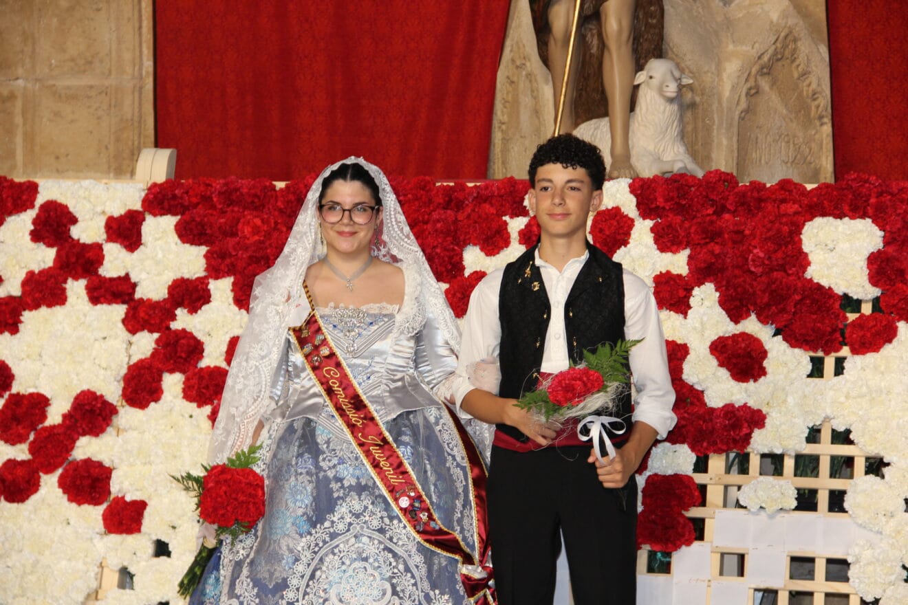 Ofrenda de flores a Sant Joan Fogueres Xàbia 2025 (105)