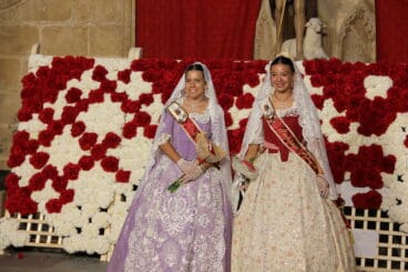 Ofrenda de flores a Sant Joan Fogueres Xàbia 2025 (124)