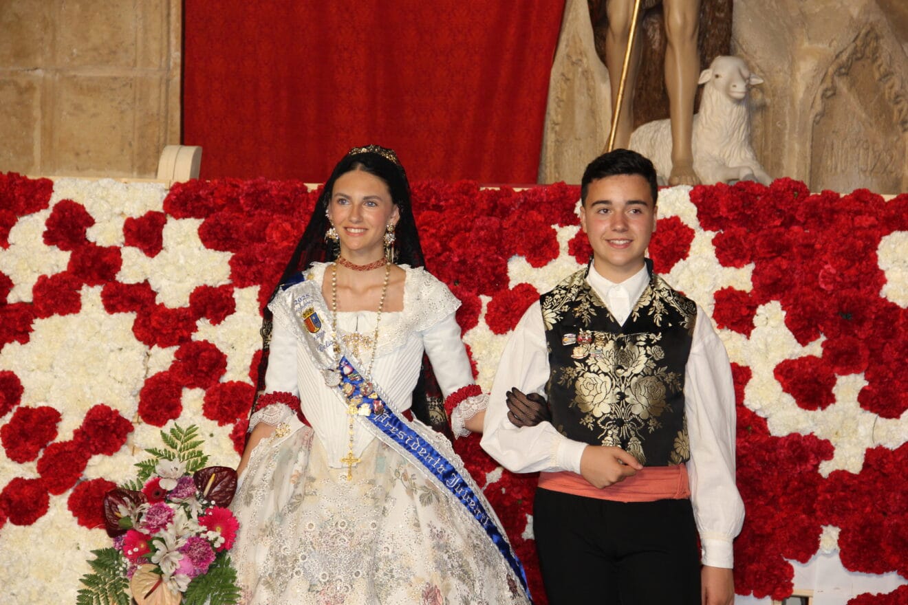 Ofrenda de flores a Sant Joan Fogueres Xàbia 2025 (129)