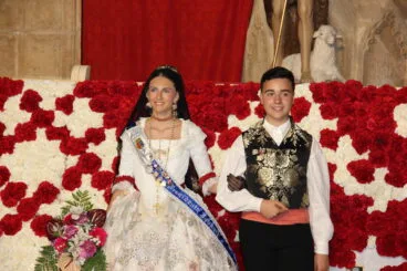 Ofrenda de flores a Sant Joan Fogueres Xàbia 2025 (129)