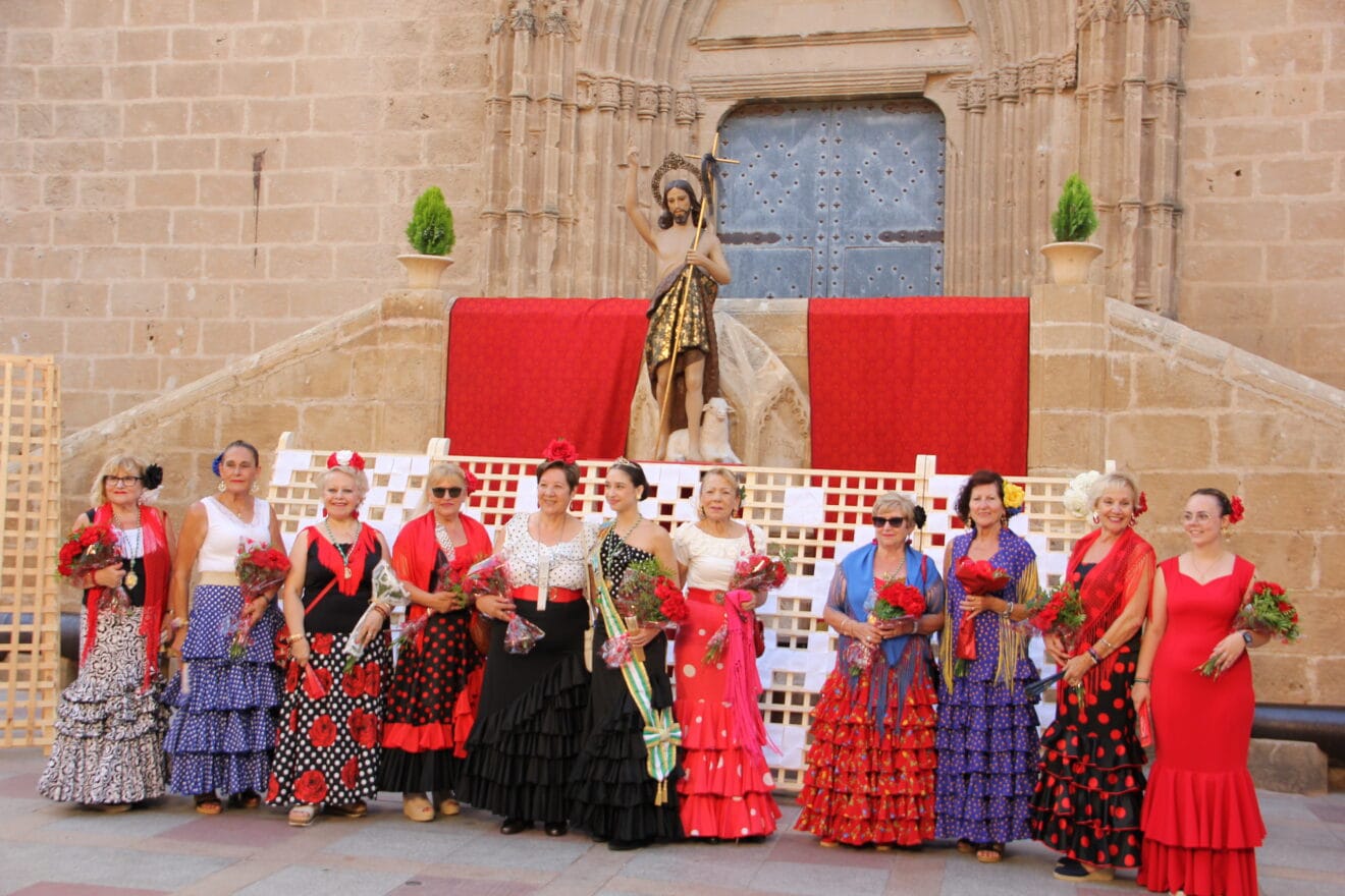Ofrenda de flores a Sant Joan Fogueres Xàbia 2025 (14)