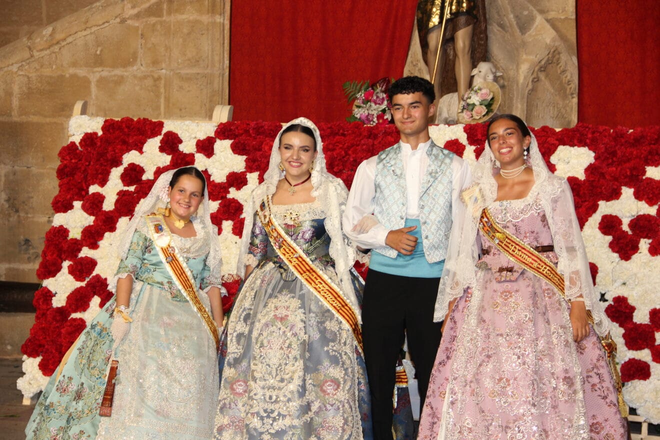 Ofrenda de flores a Sant Joan Fogueres Xàbia 2025 (153)