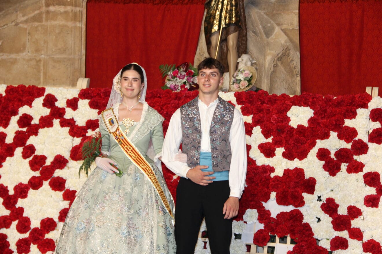 Ofrenda de flores a Sant Joan Fogueres Xàbia 2025 (161)