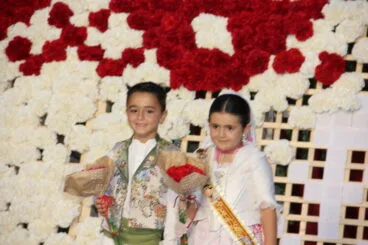 Ofrenda de flores a Sant Joan Fogueres Xàbia 2025 (71)