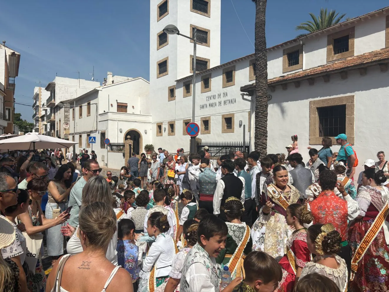 Pasacalle calles engalanadas, entrega de premios y cremà  (16)