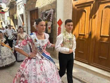 Pasacalle calles engalanadas, entrega de premios y cremà  (37)